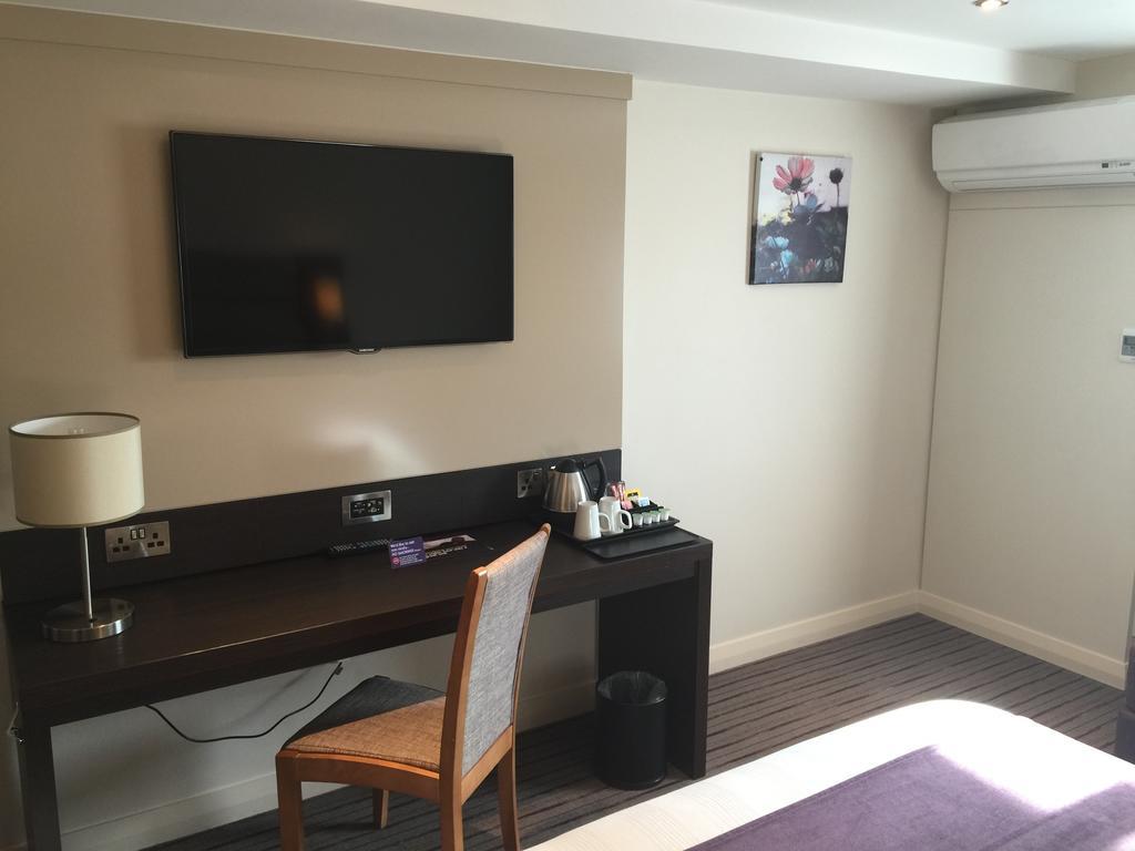 Premier Inn London Wimbledon South Kamer foto