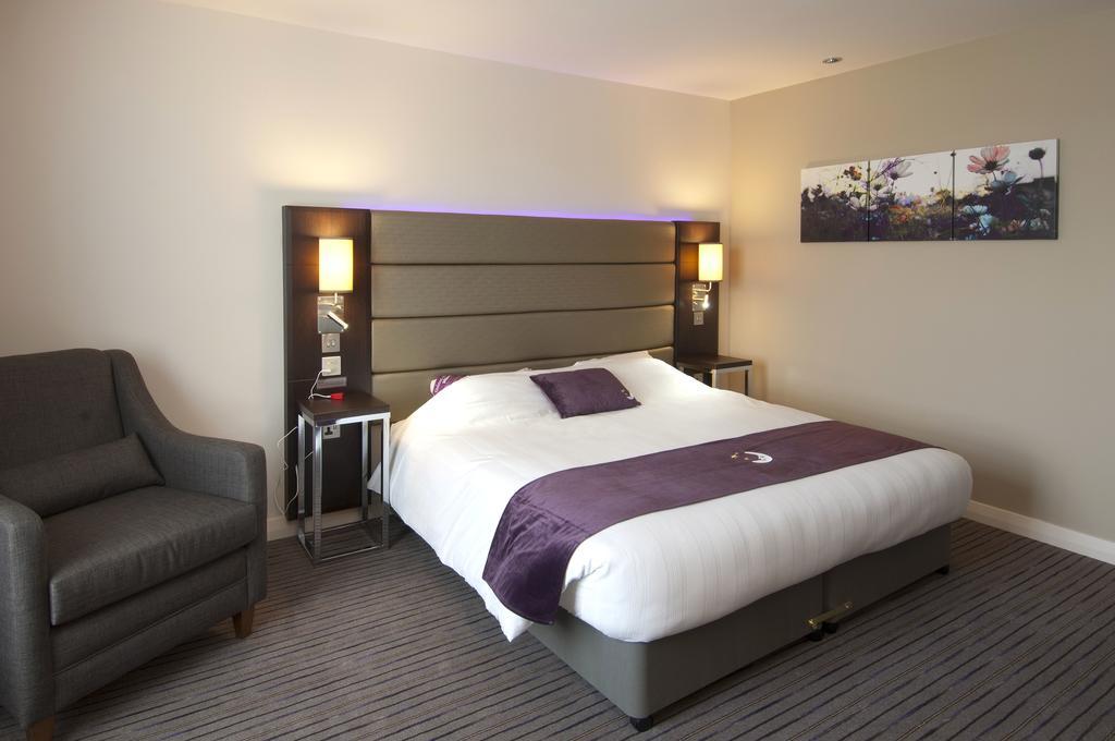 Premier Inn London Wimbledon South Kamer foto